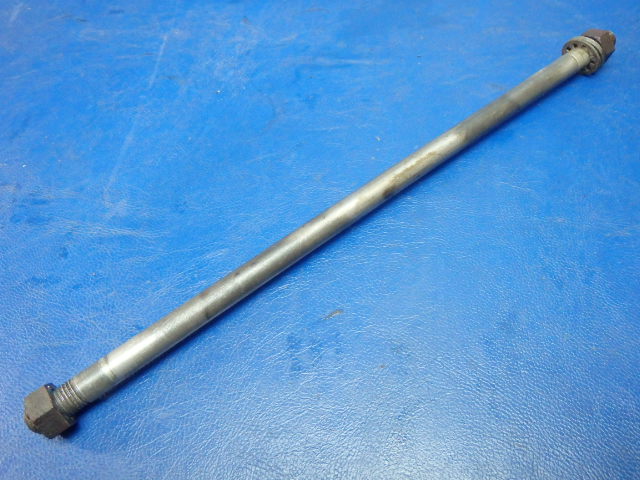 537465 Continental O-300-D - Bolt - Thru
